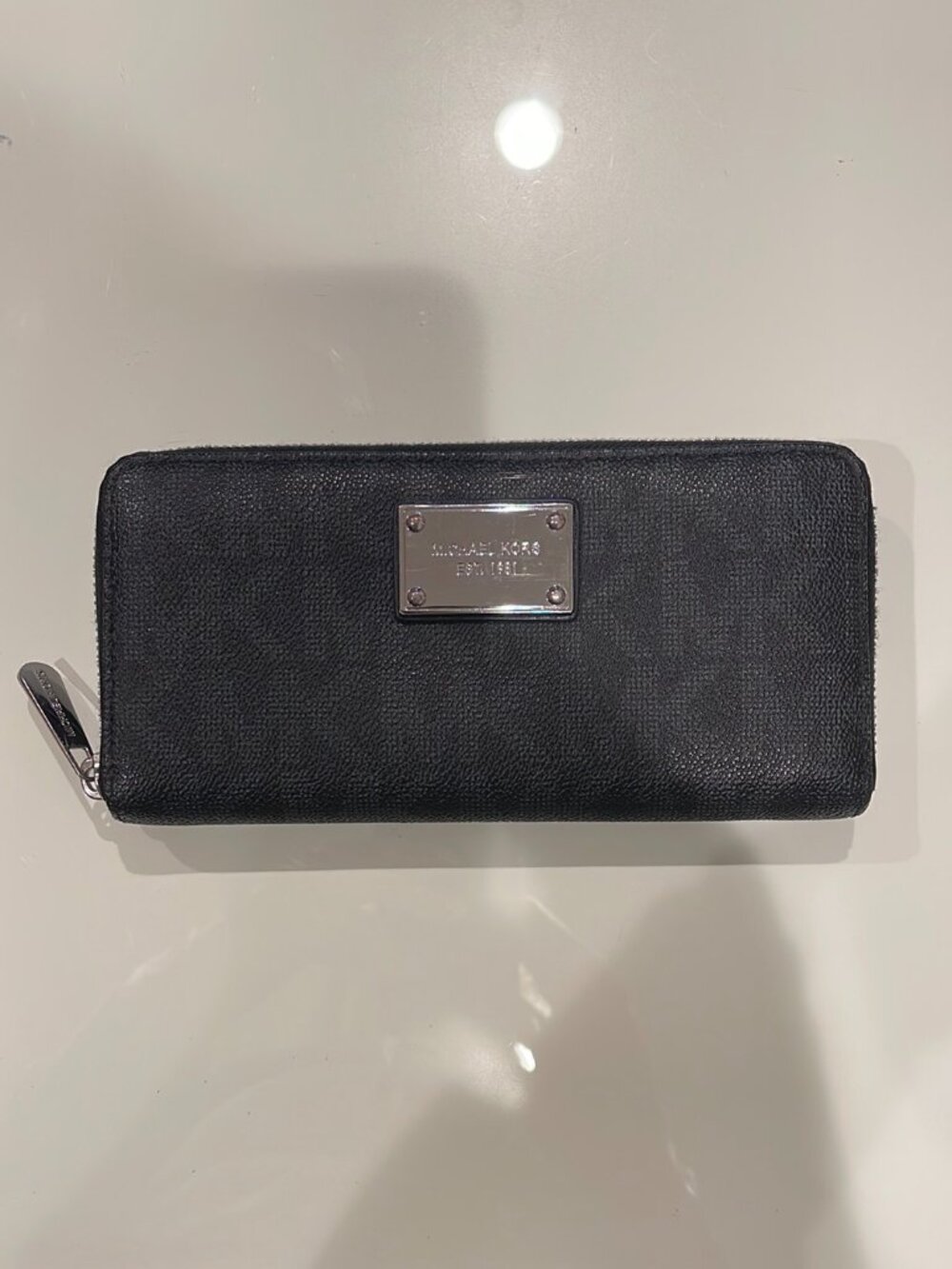 Michael Kors Jet Set Travel Signature MK Wallet BLACK